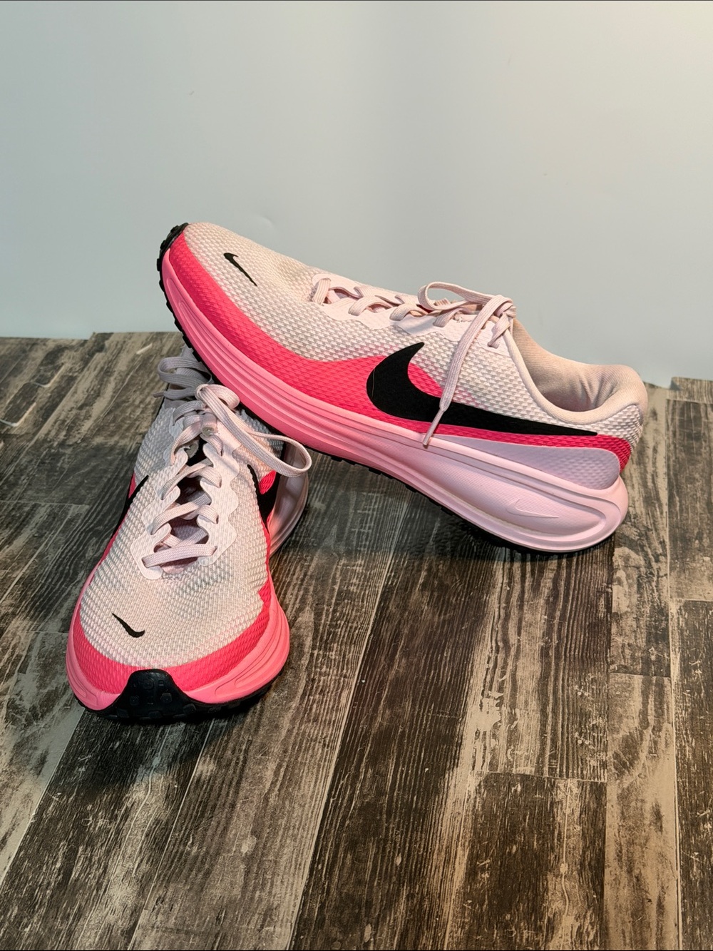Nike Revolution 8 Running Shoe